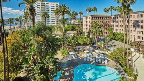 Fairmont Miramar Hotel & Bungalows