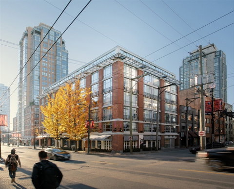 Opus Vancouver