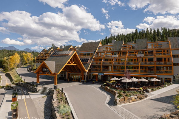 Hotel Canoe & Suites