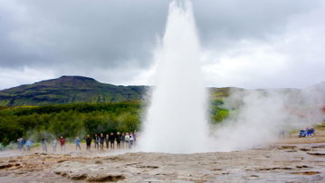 Iceland: Waterfalls, Hot Springs & Hiking Volcanic Landscapes