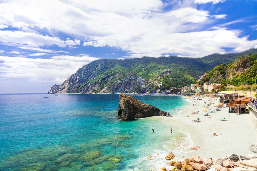 A Guide To Cinque Terre, Italy 