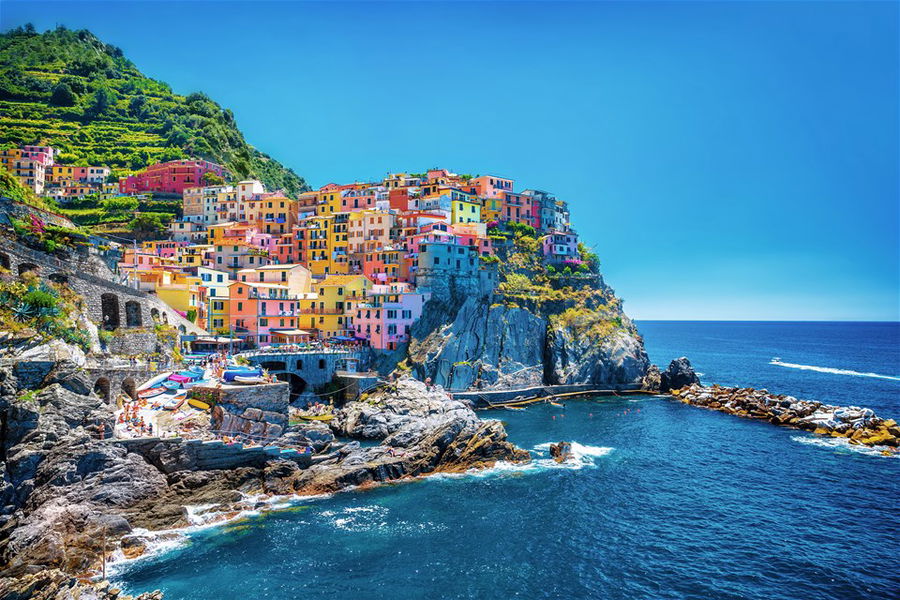 The colourful cliffside houses in Cinque Terre in Italy