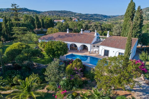 Premium: CV Villas
