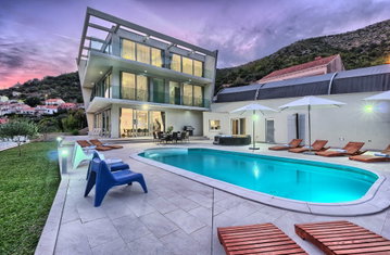 Villa Poppy