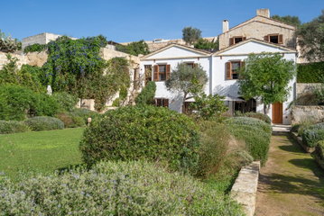 Villa Jardi