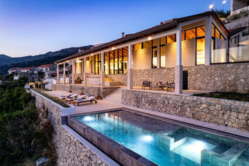 Villa Infinity