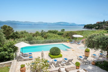 Kalokairi Beach House