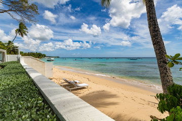 Solaris Beach House
