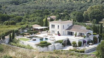 Villa Yalena