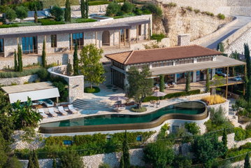 Villa Ares
