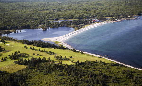 White Point Beach Resort, Hunts Point