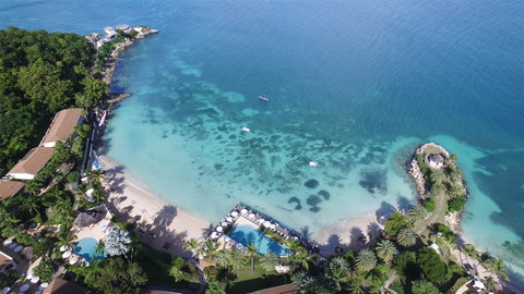Blue Waters Resort & Spa