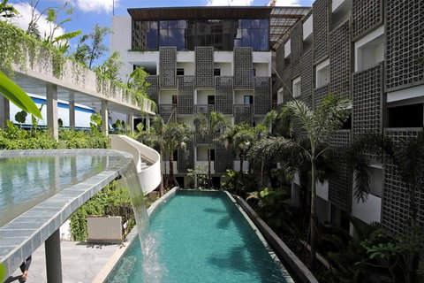 Baitong Hotel