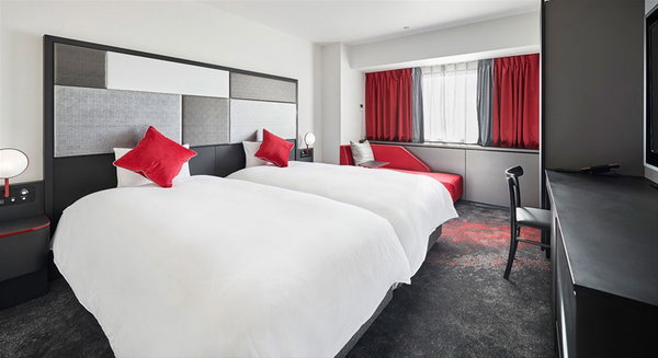 Cross Hotel