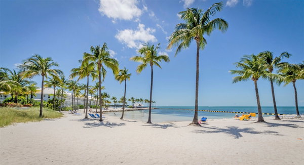 Tranquility Bay Beachfront Resort