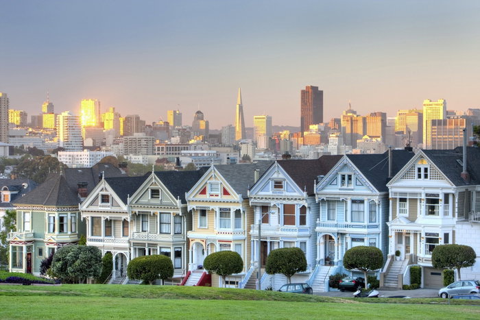 Painted Ladies - Postcard Row of San Francisco