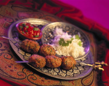 Lucknow's Evening Food Tour