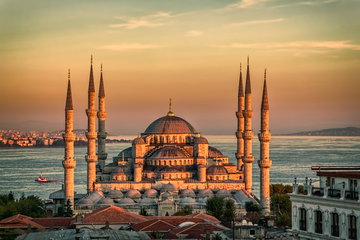 The ornate Blue Mosque at sunset in Istanbul, Turkey