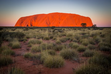 Uluru Base & Sunset with Barbecue