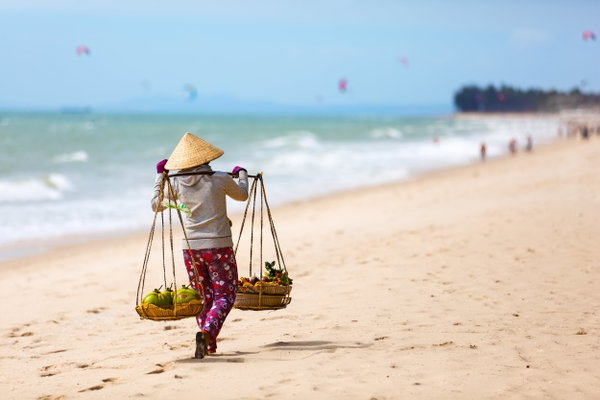 Southeast Asia Discovery: Seasides and Street Food