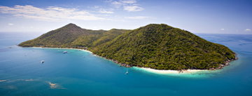 Cairns Marina to Fitzroy Island & VV