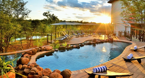 Victoria Falls Safari Club