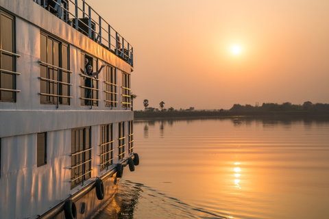 Historic Lower Ganges River Cruise