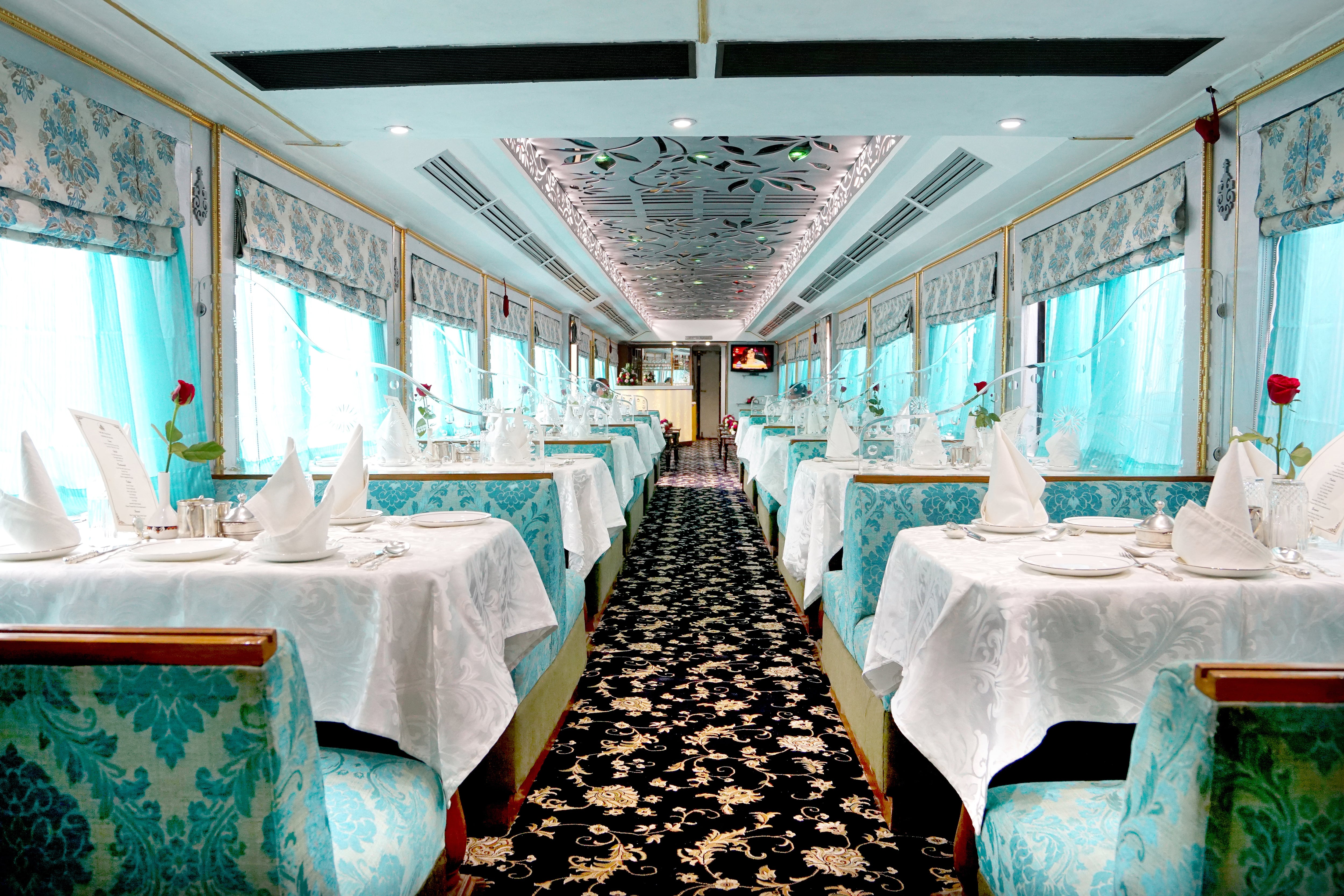 Palace on Wheels