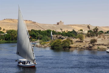 Private Felucca Ride and Botanical Garden