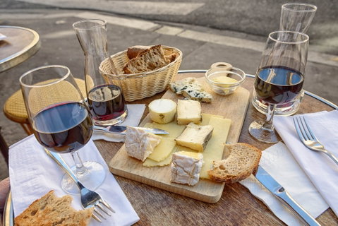 Paris Foodie: Cheese, Croissants & Macaroons