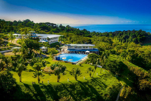 Hotel Cristal Ballena