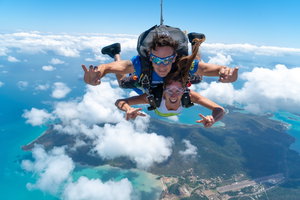Skydive Airlie Beach