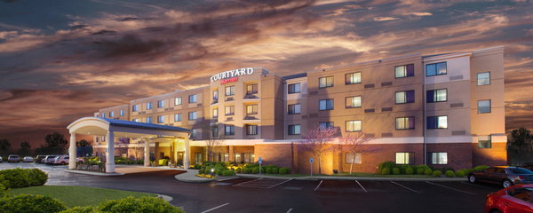 Courtyard by Marriott Fayetteville