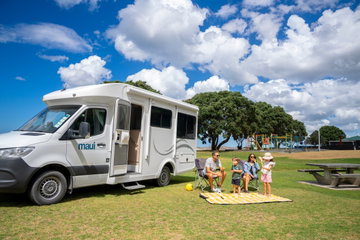 Kiwis & Campers