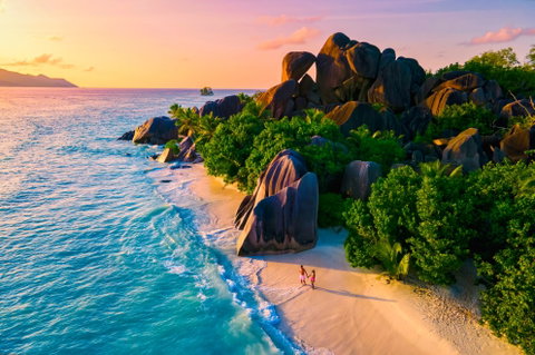 Beach & Beyond Honeymoons