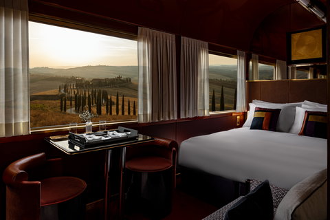 La Dolce Vita Orient Express