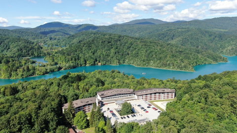 Hotel Jezero