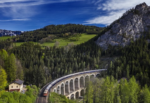 Golden Eagle Luxury Trains