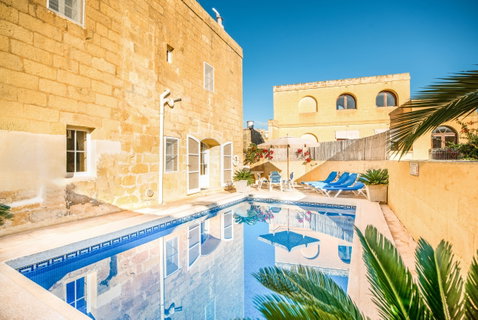 Villa Girardu, Solmar Villas