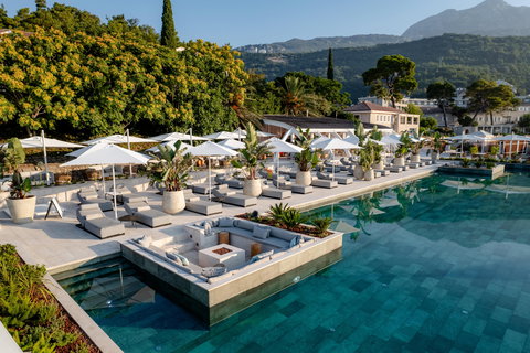 Lazure Hotel & Marina