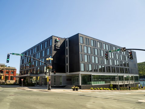 Alt Hotel St John's