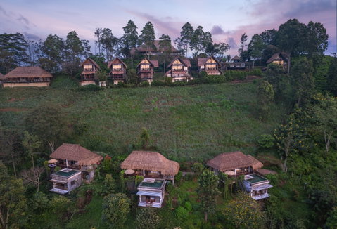 98 Acres Resort & Spa
