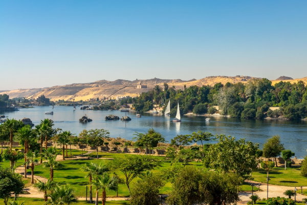 Ancient Egypt: Pyramids & Deserts