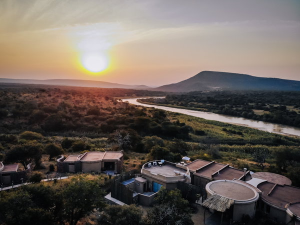 Mthembu Lodge