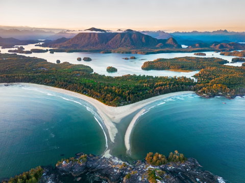 British Columbia's Island Escapade