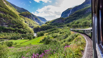 Norway Highlights by Rail & Fjord Cruise: Oslo to Bergen