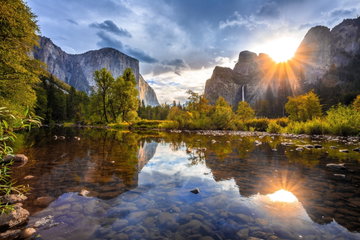 New York and the Wonders of California
