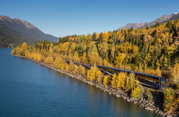 Rocky Mountaineer Passage to the Peaks (Jasper to Banff or Lake Louise)