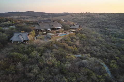 Nambiti Hills Game Lodge