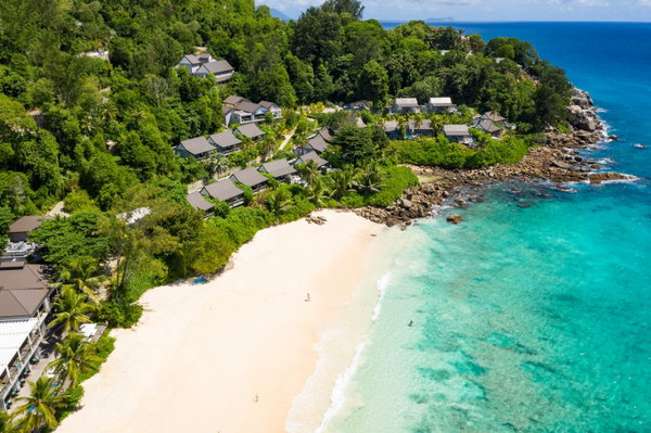Carana Beach Hotel
